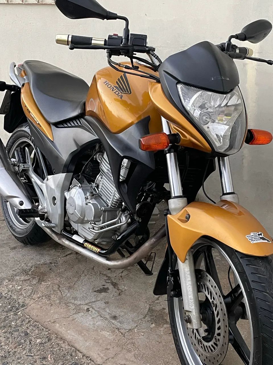 CB 300 R 