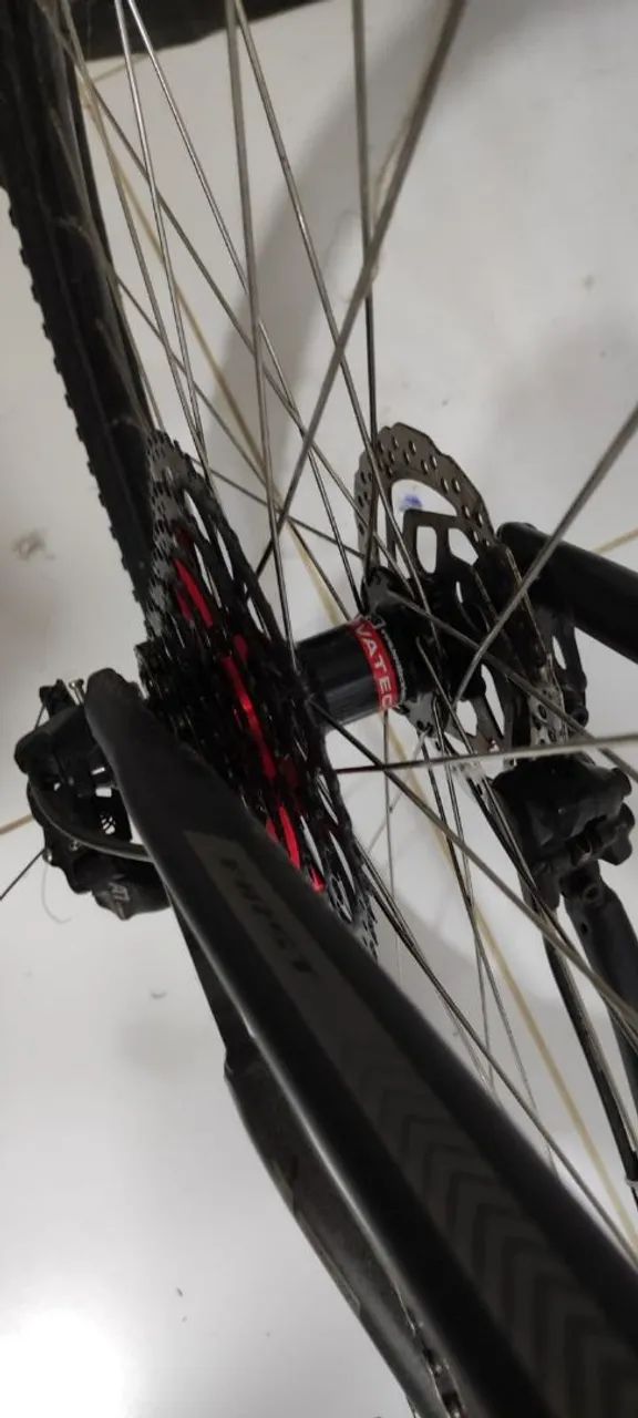 BICICLETA MTB ARO 29 - BONS COMPONENTES  - Foto 4
