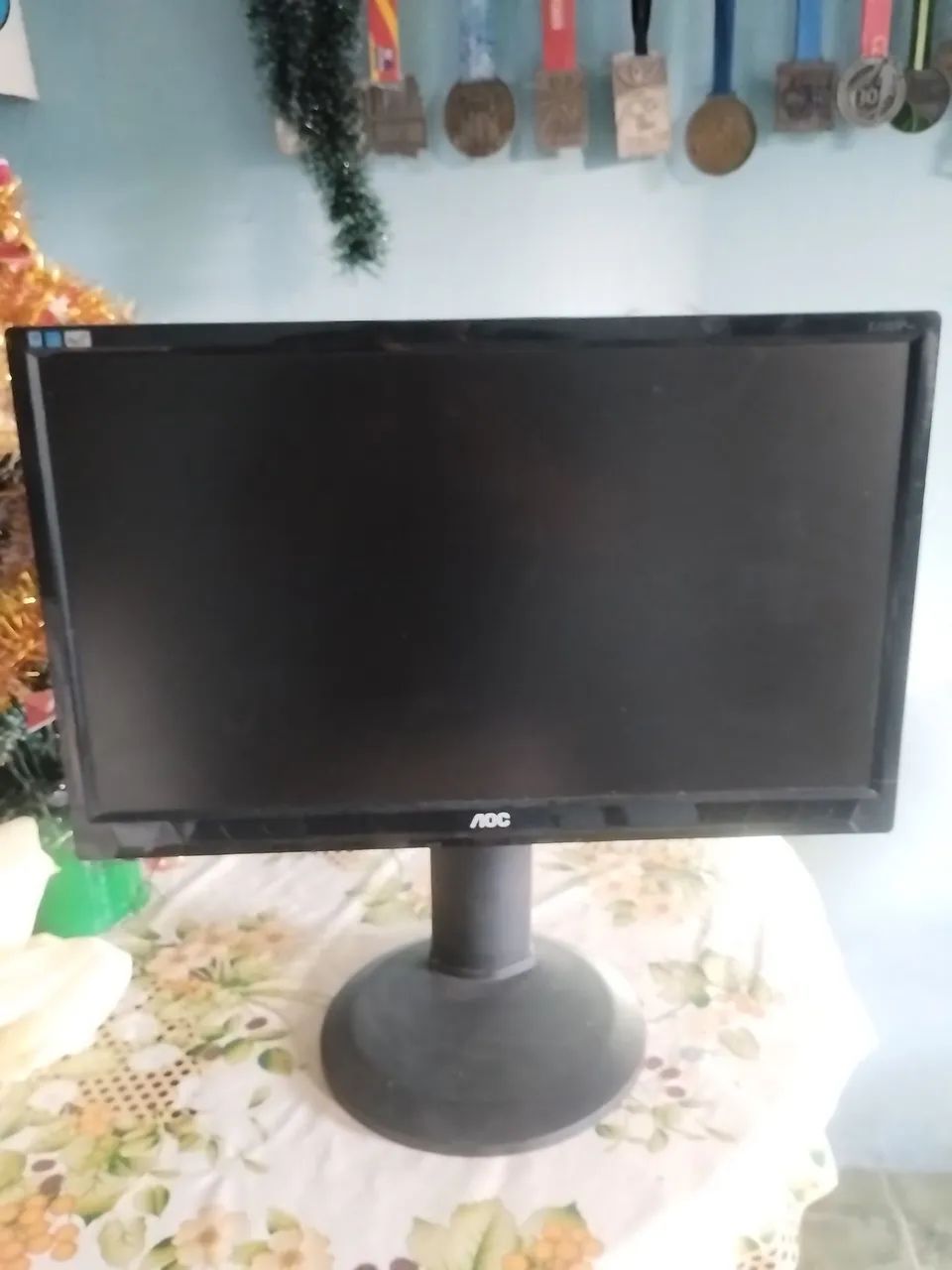MONITOR AOC DE 23 POLEGADAS. ( LÉIA O ANÚNCIO).