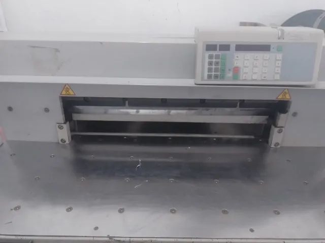 Guilhotina automática