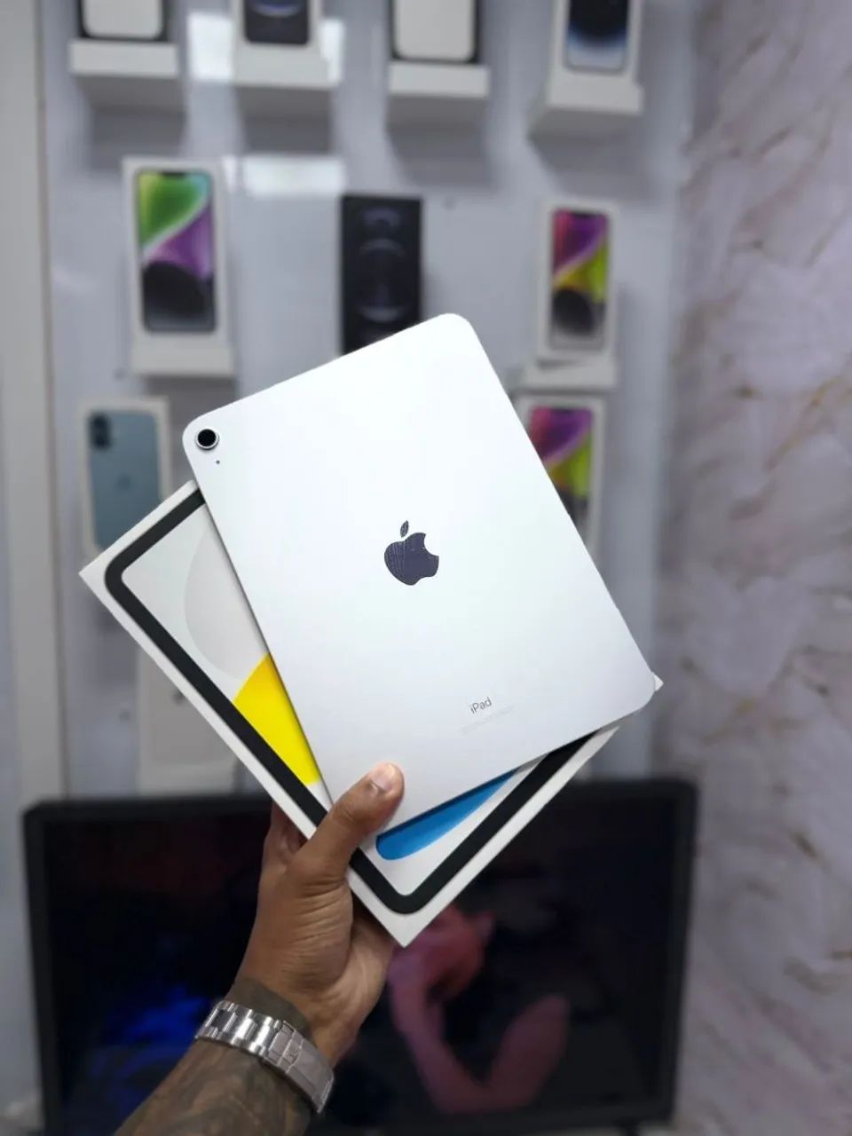 IPAD 10 256GB<br>R$ 2.399,00