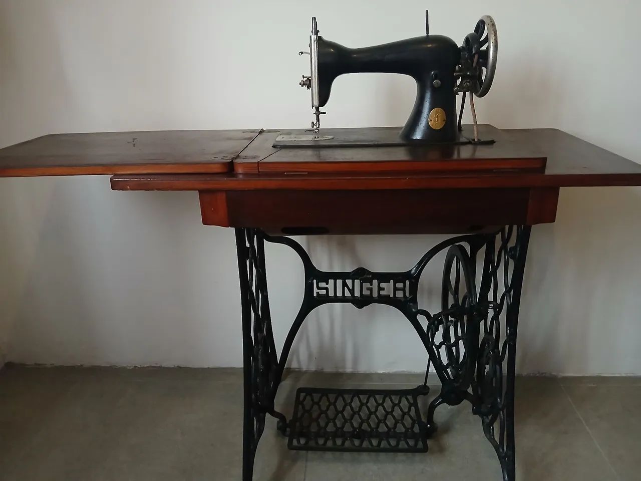 Máquina Singer antiguidade 