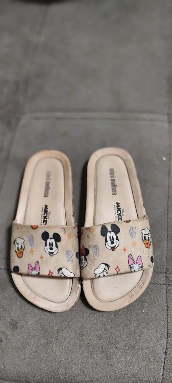 Chinelo Mickey Melissa Usado.