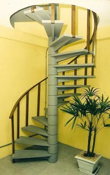 Escada caracol de concreto. - Foto 3