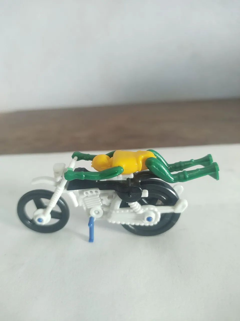 Brinquedo Antigo Motinha Pevi - Foto 5