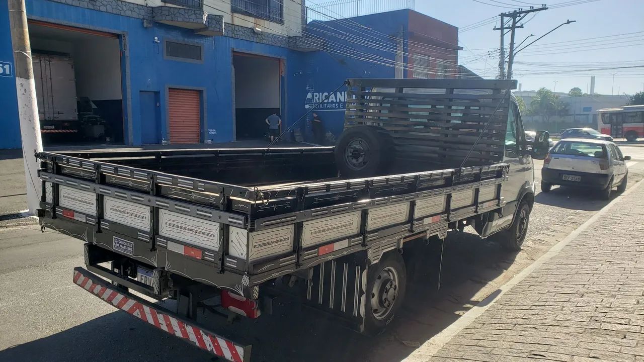 Iveco 35s14 2011 - Foto 5