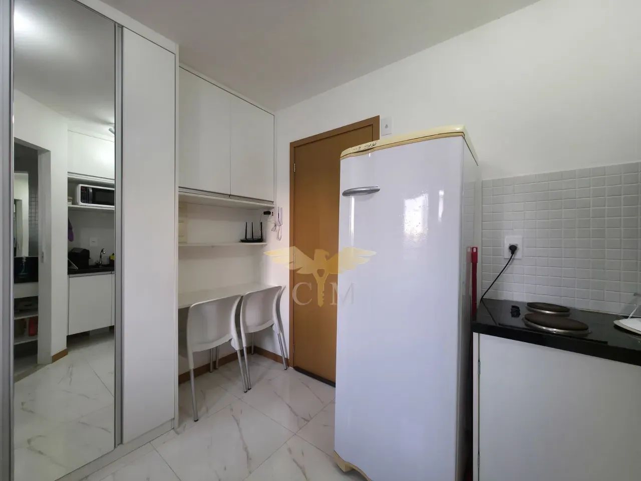 Studio, Muito Bem Distribuído Em 16M² E 1 Vagas Rotativas No Costa Azul. FI9BEH - Foto 8