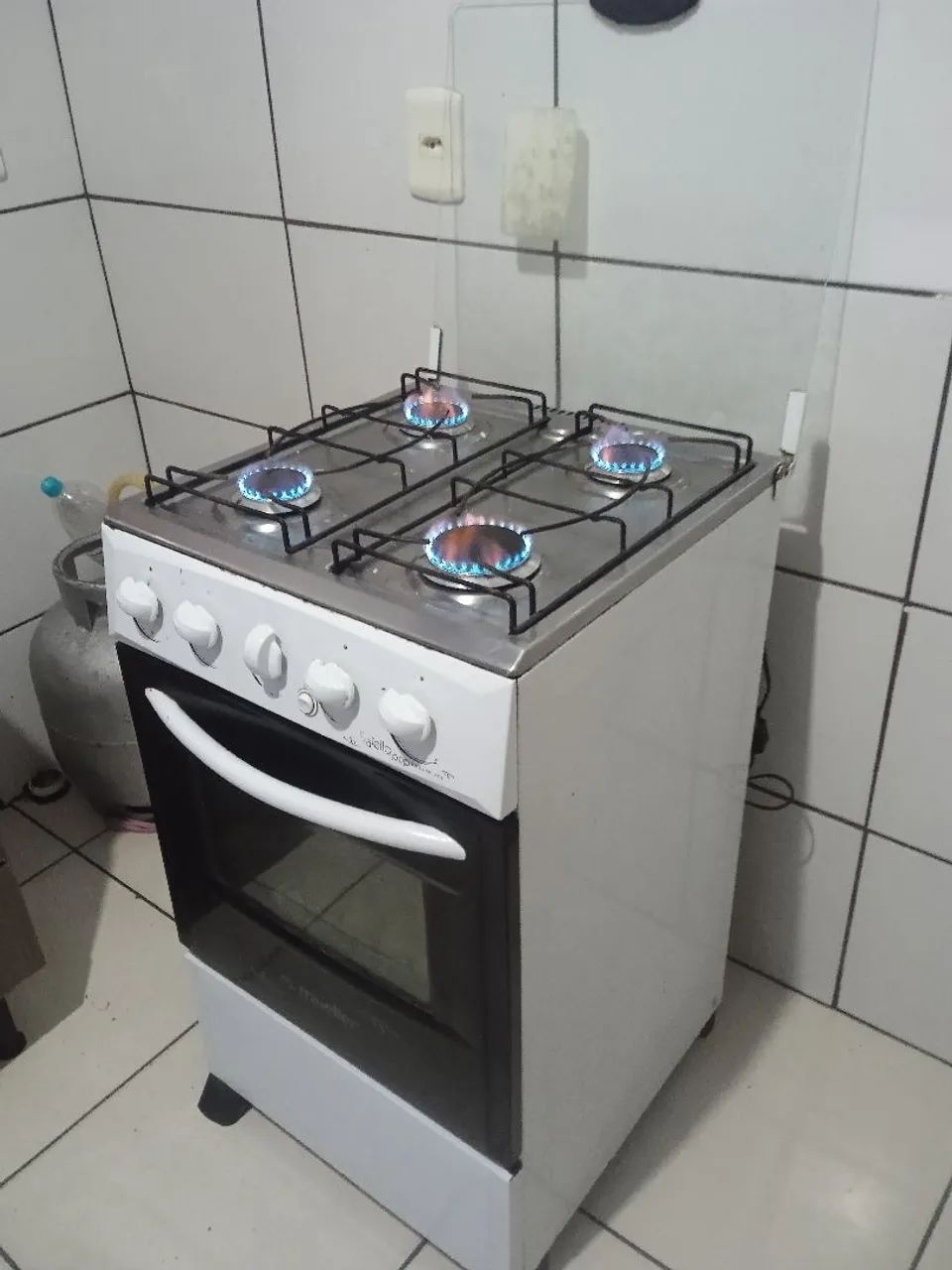 Fogão Muller 4 bocas funcionando perfeitamente  - Foto 3