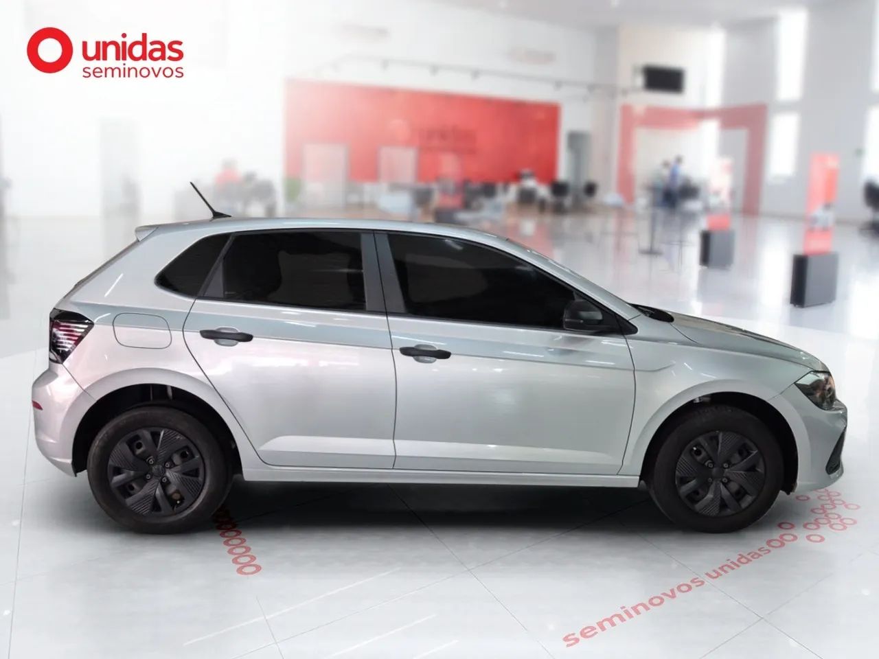 Volkswagen Polo Track 1.0 Flex 12V 5p, foto 6 de 12