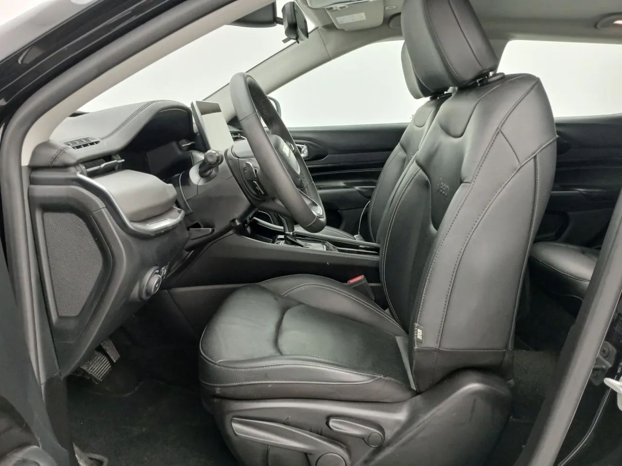 Jeep Compass LONG. T270 1.3 TB 4x2 Flex Aut., foto 16 de 18
