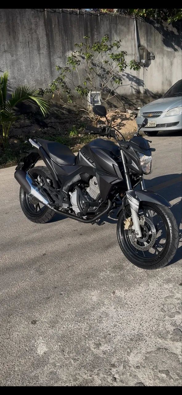 CB 250F  Twister ABS