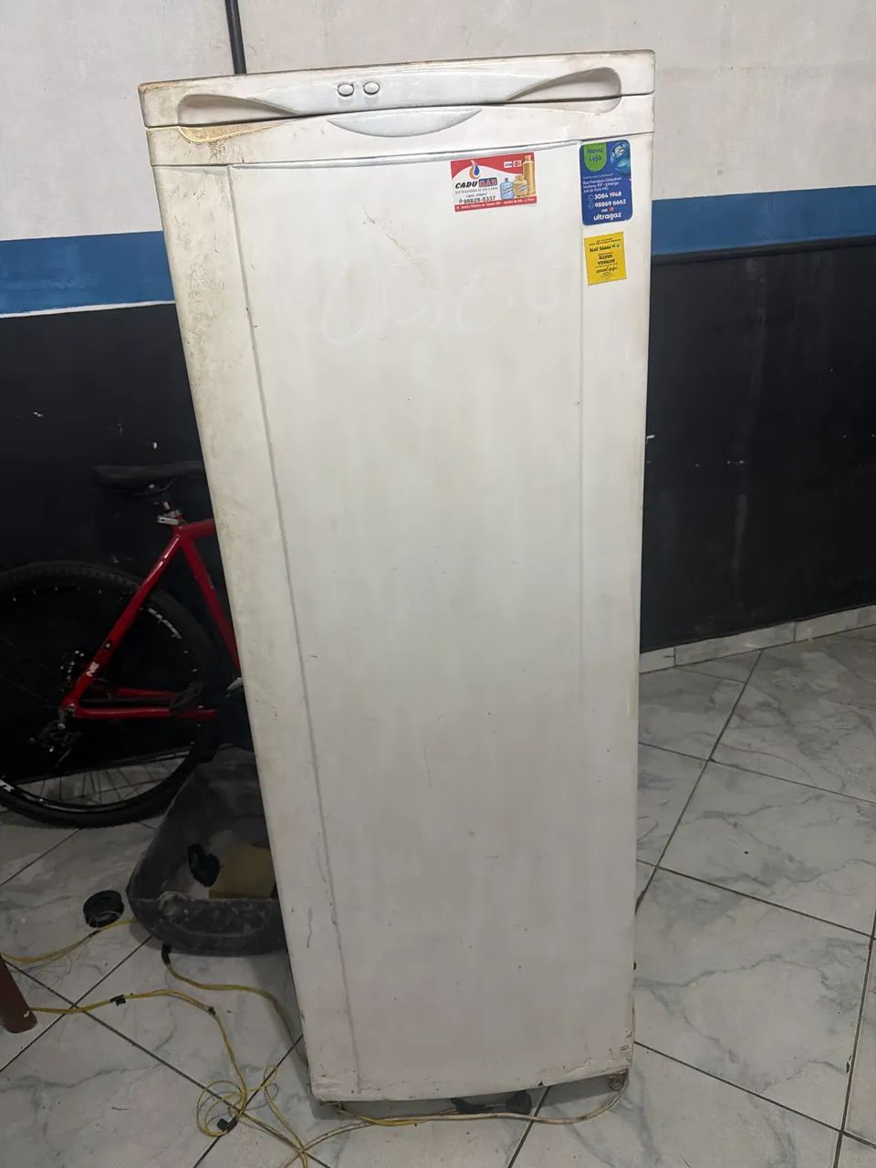 Freezer vertical usado funcionando tudo - Foto 3