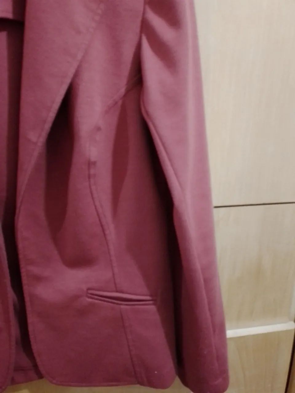 Blazer em malha e Casaco feminino lã preta - Foto 3