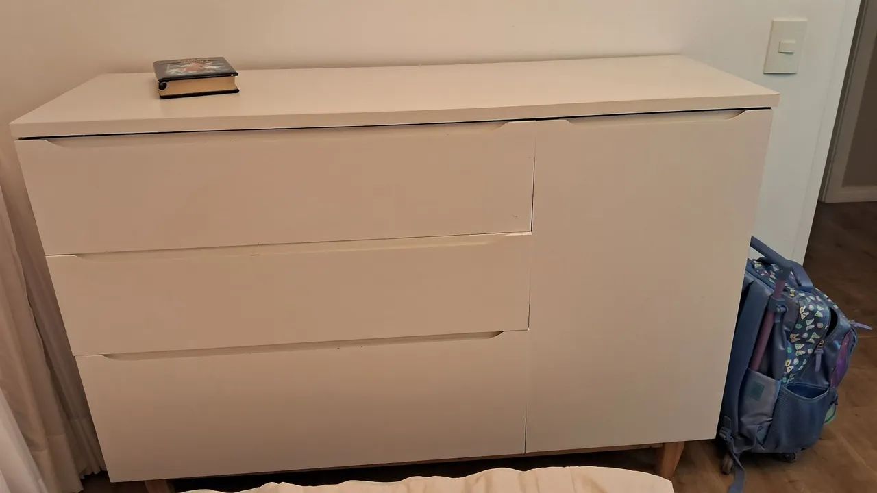 Cômoda para quarto de bebê 