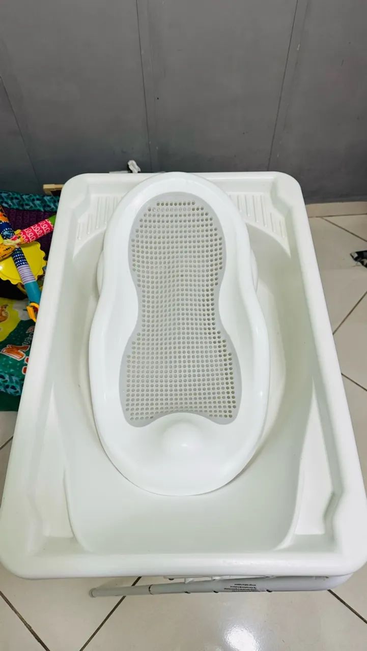 BANHEIRA DE BEBÊ COM SUPORTE E REDUTOR - Foto 2