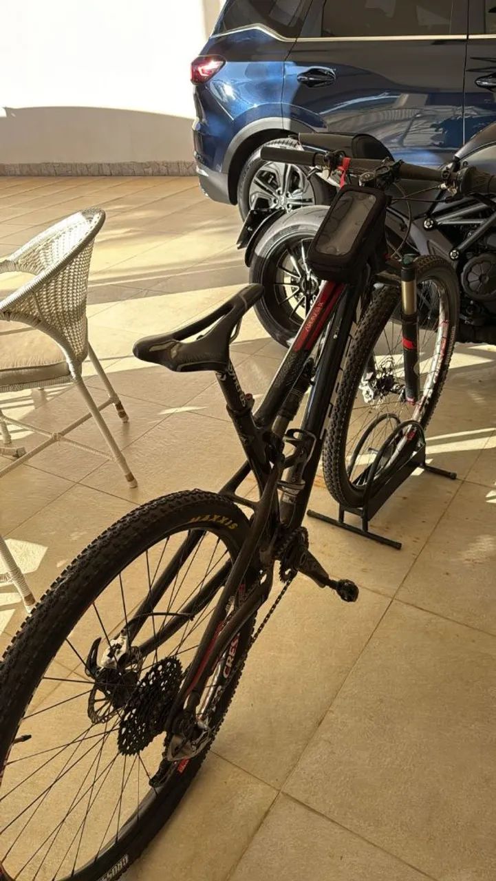 Mountain bike full Trek Carbono  - Foto 5