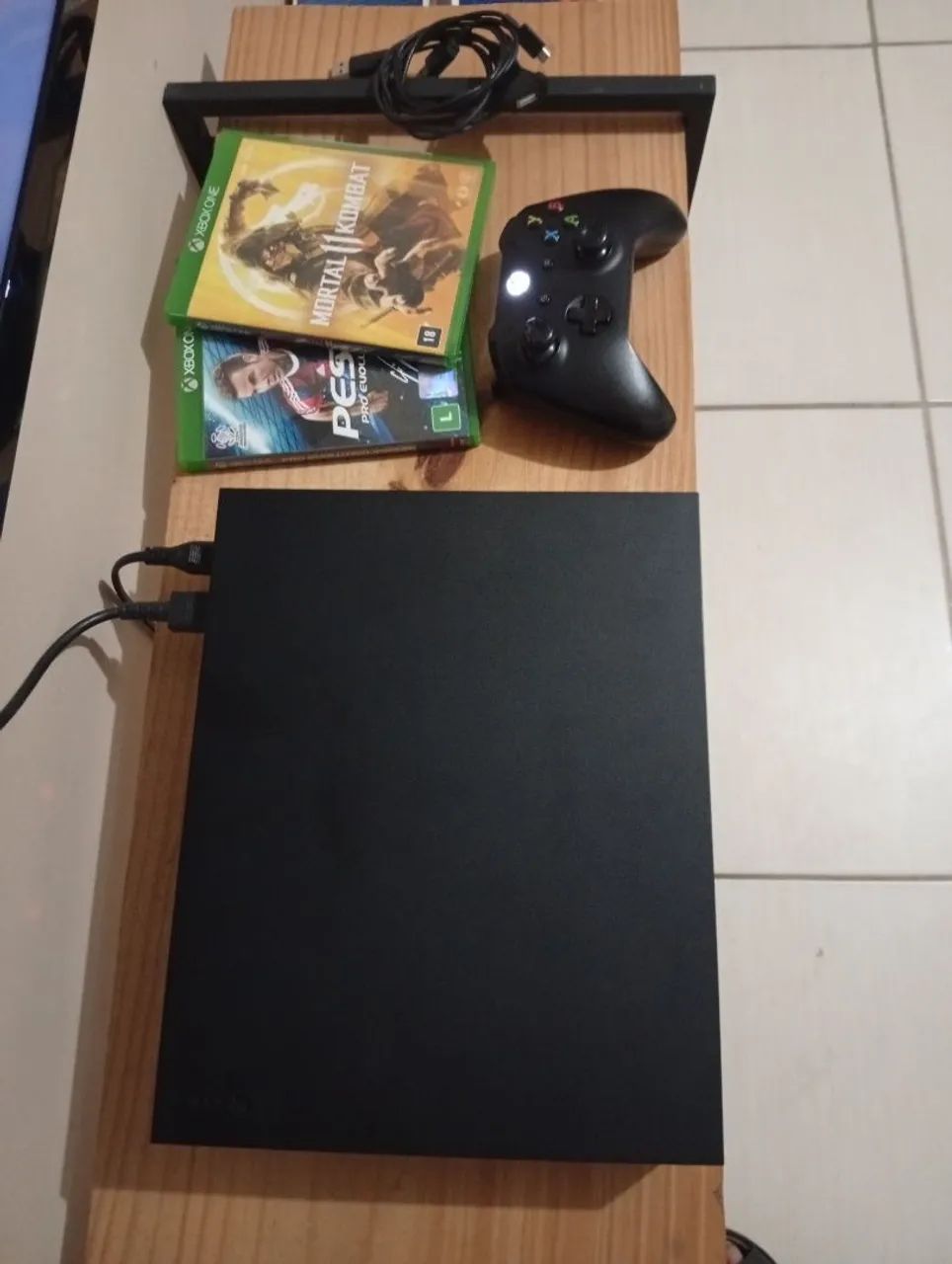 Xbox One X - 1TB - Foto 5