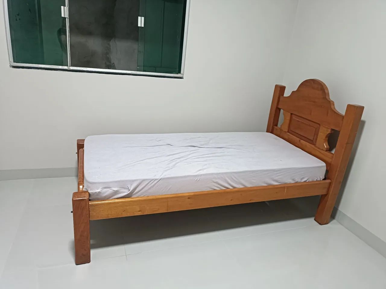 Cama solteiro Cedro com colchão  - Foto 2