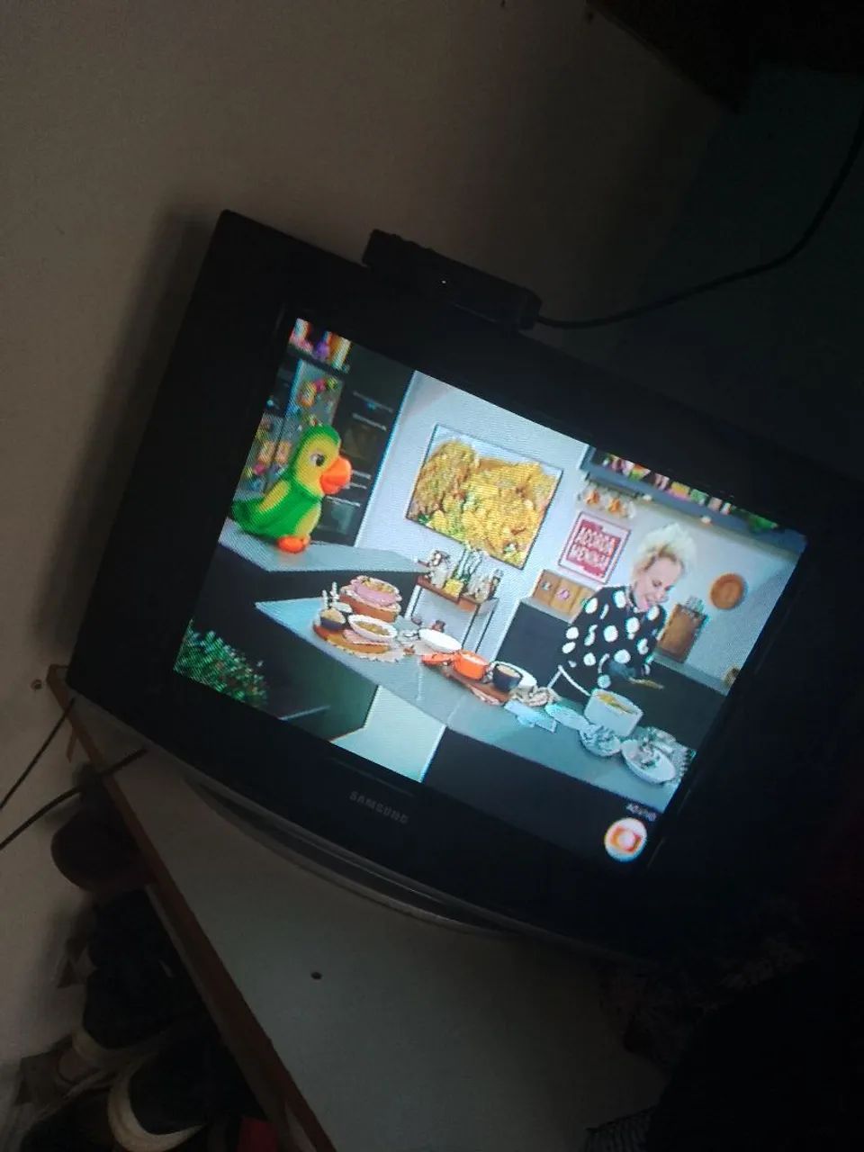 Tv tubo 20 polegadas