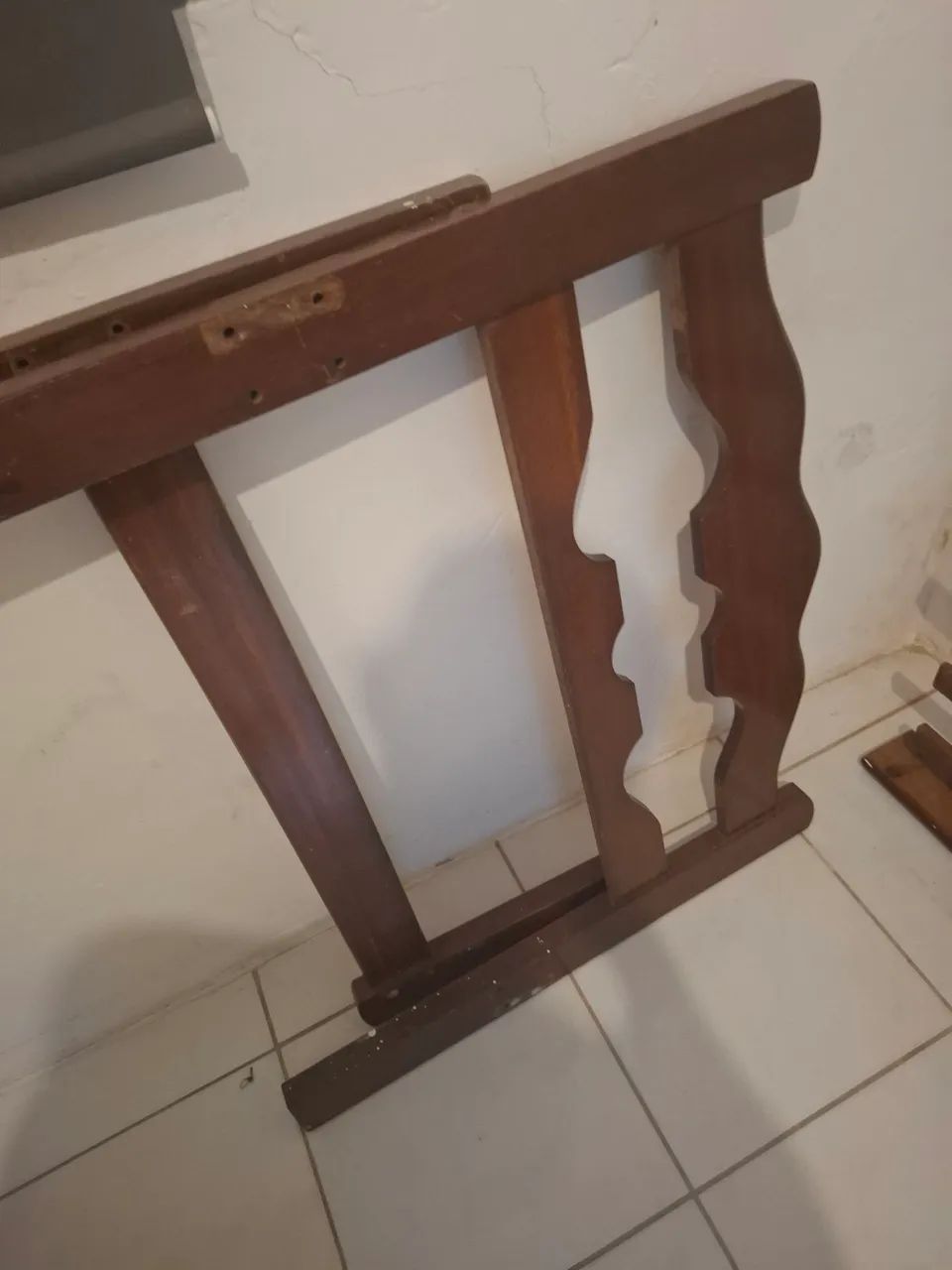 Cama de madeira