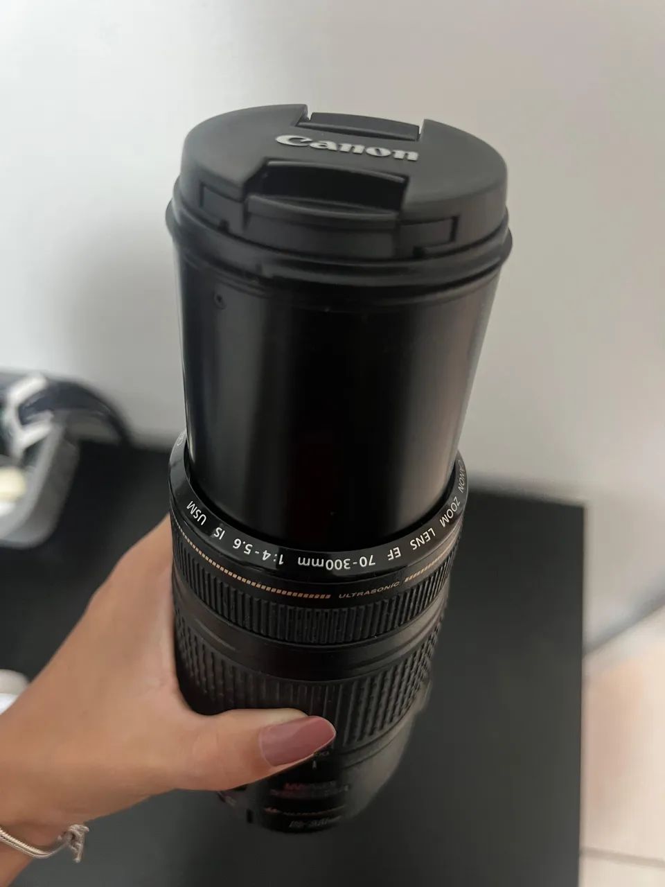 À Venda - Lente Canon EF 70-300mm IS USM  Excelente oportunidade  - Foto 4