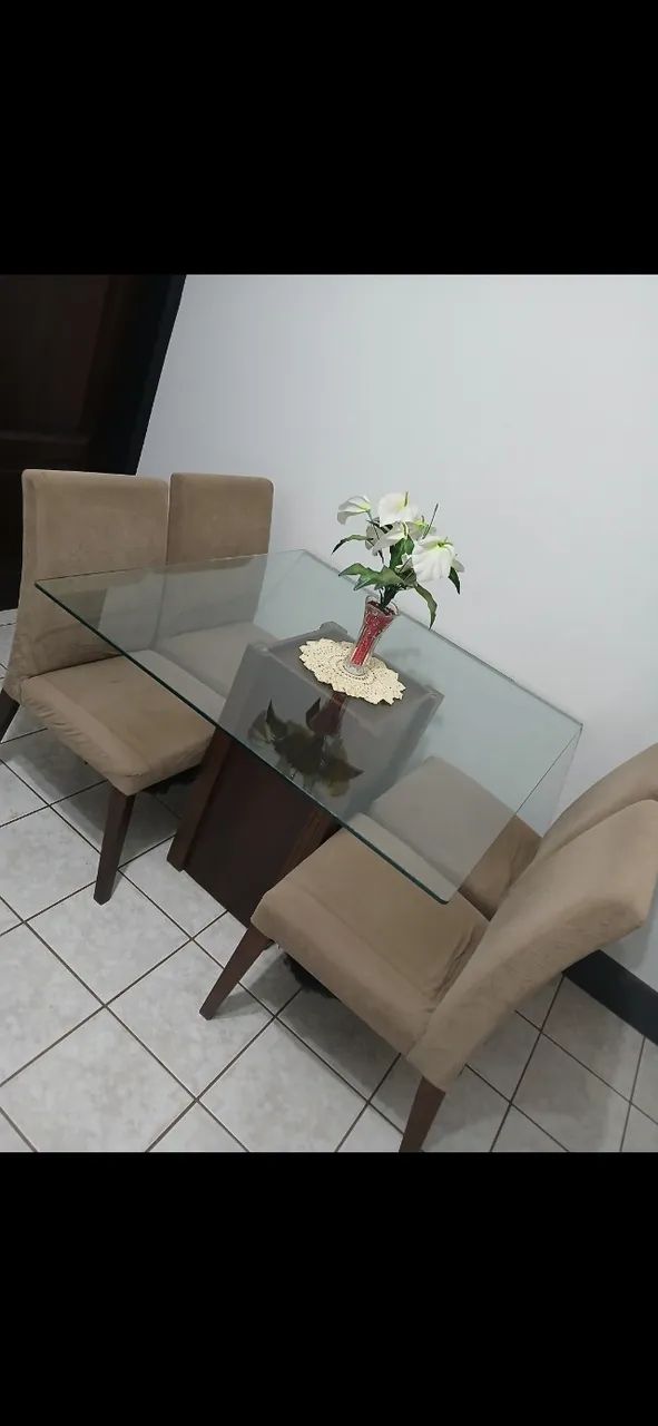 Mesa de vidro c/ 4 cadeiras (Leia) - Foto 3