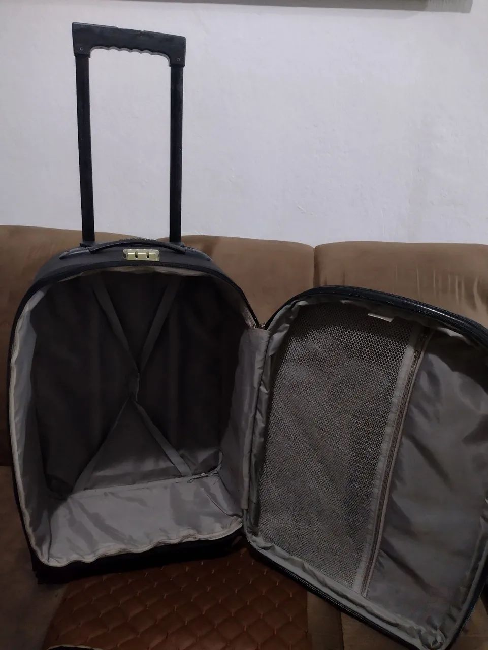 Vendo mala de viagem 10 kg  - Foto 3