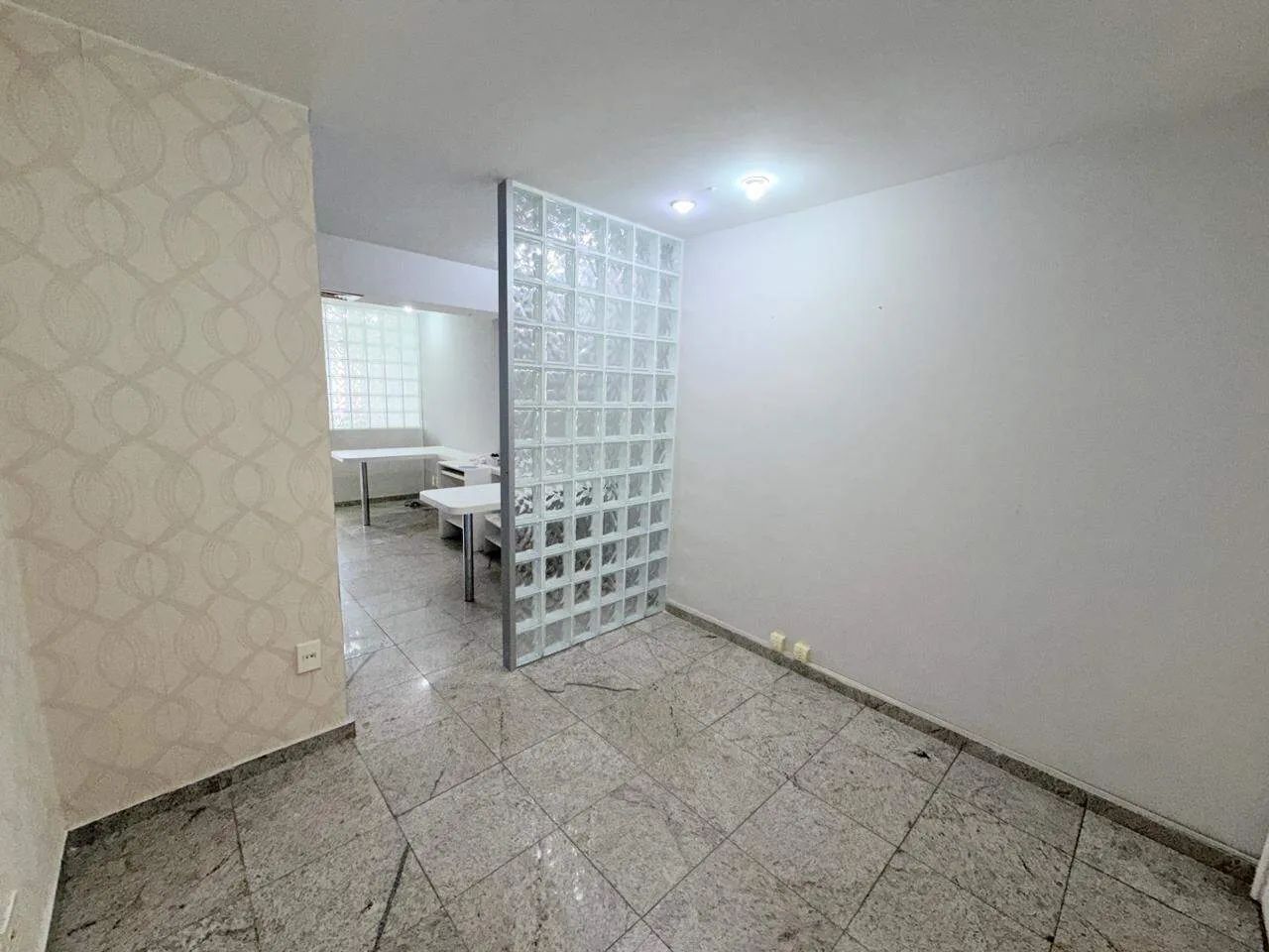 Sala para aluguel, 1 vaga, Santa Lúcia - Vitória/ES