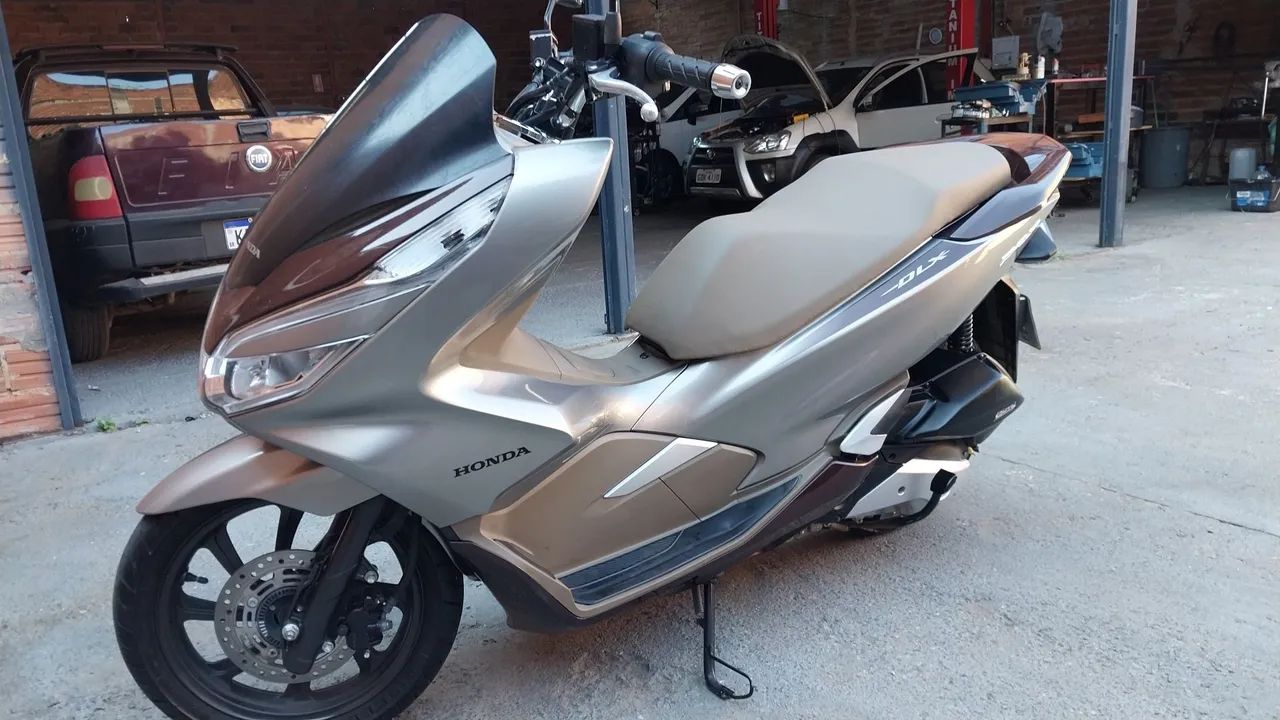 Honda PCX 150 DLX ABS
