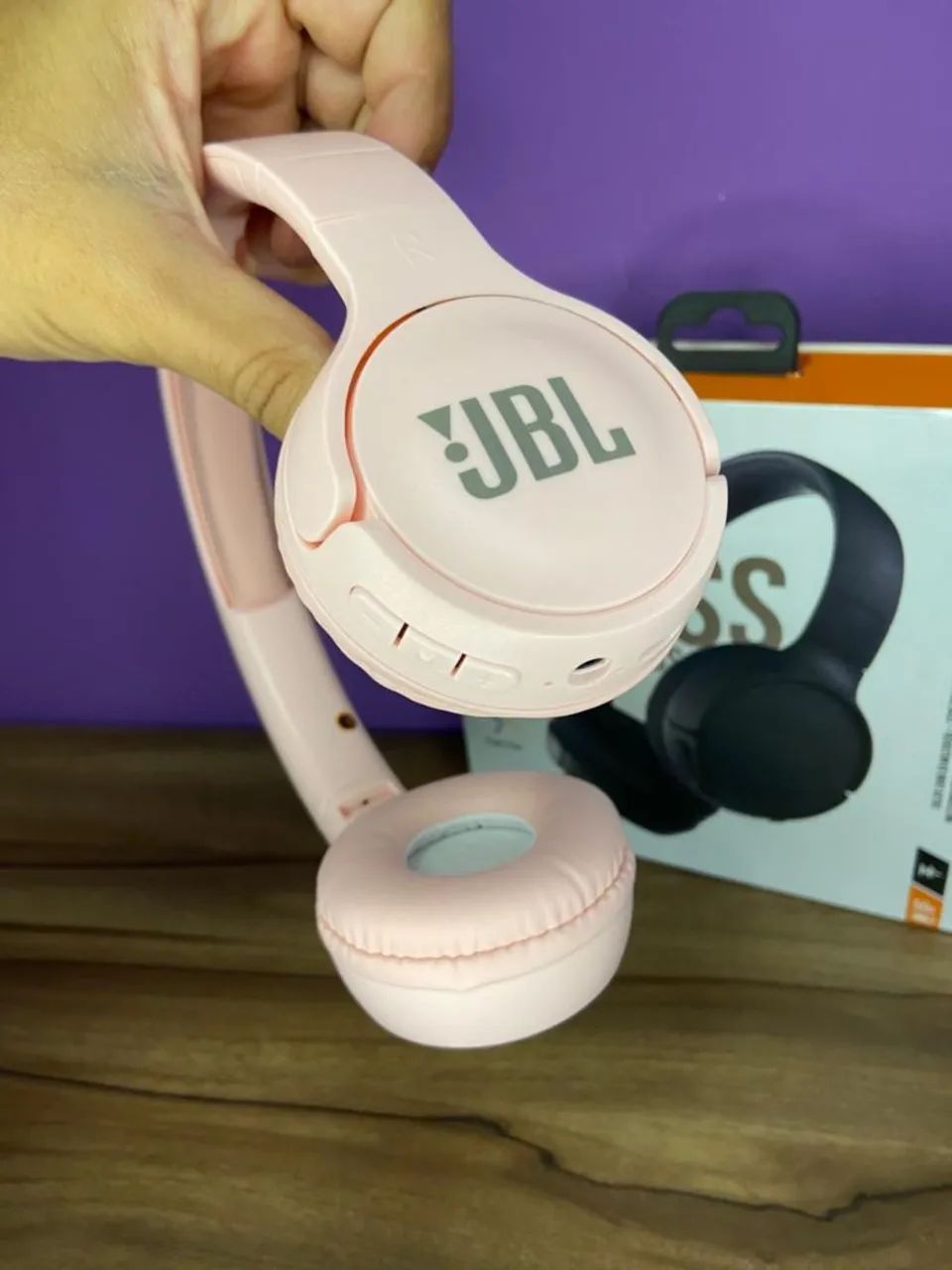 Bluetooth Headphones – Built-in Microphone for Answering Calls65724533485313121