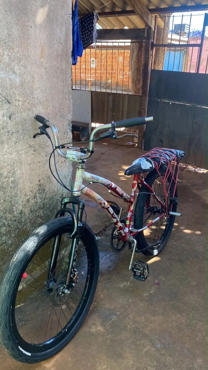Bicicleta Aro 26 Completa - Conservada e Bem Equipada - Foto 2