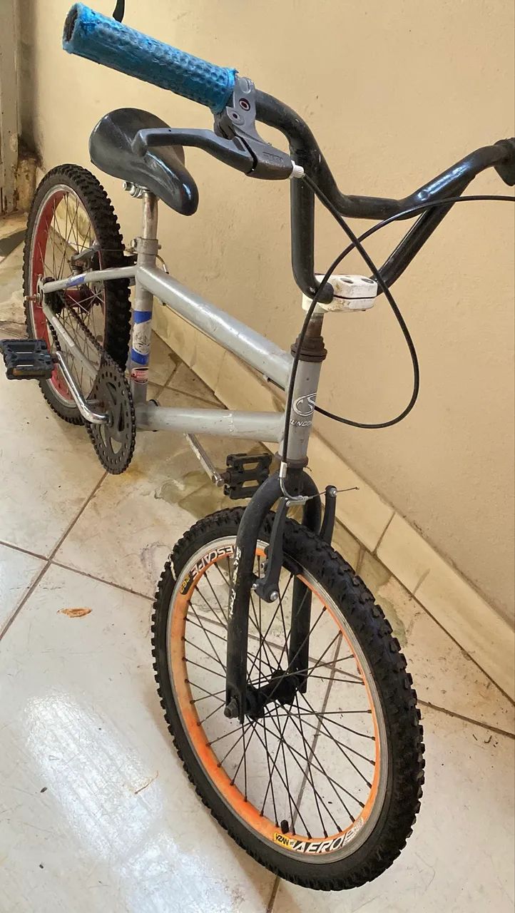 Bicicleta  - Foto 3