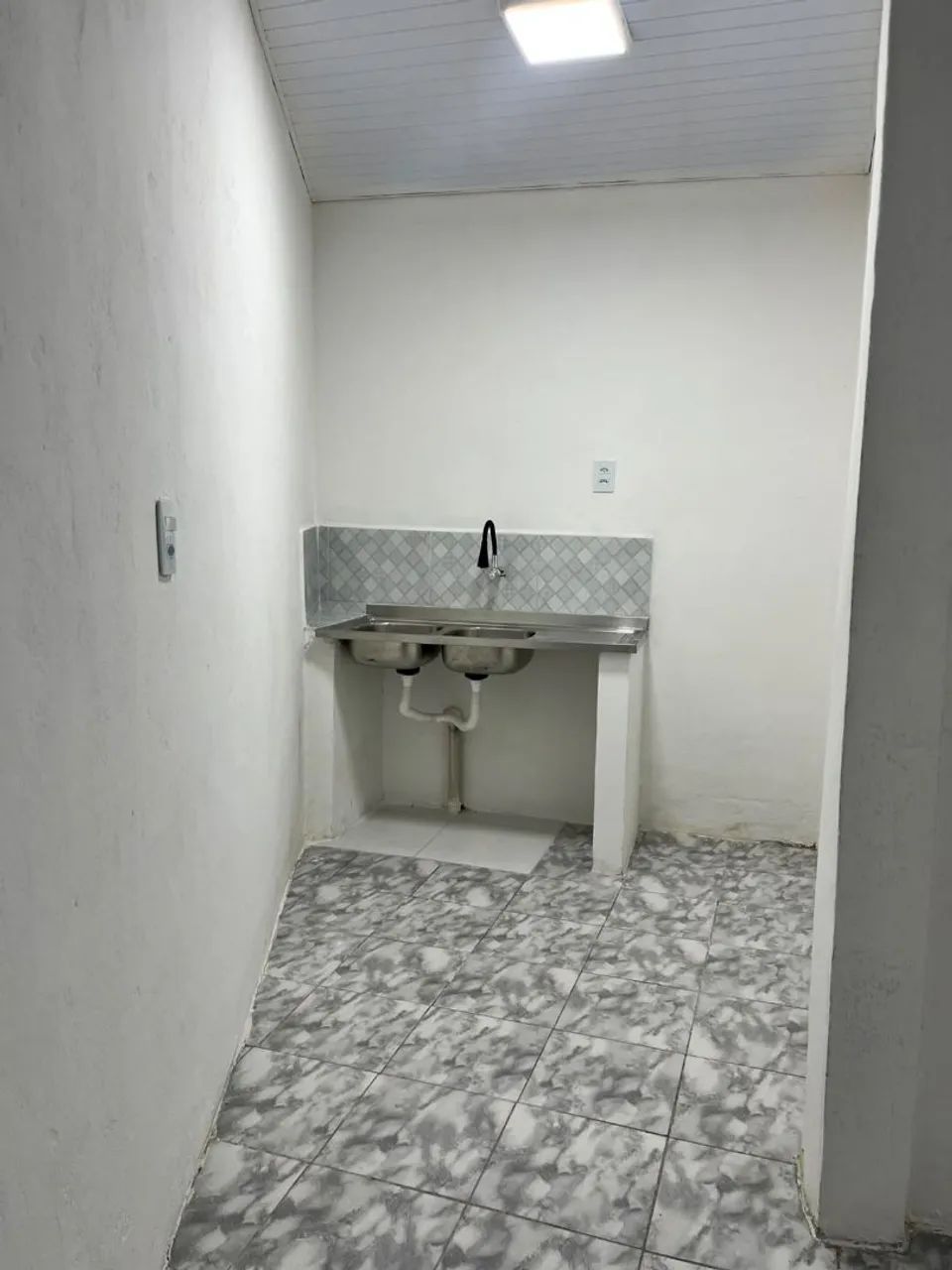 Alugo apto. Conj Ajuricaba  - Foto 3