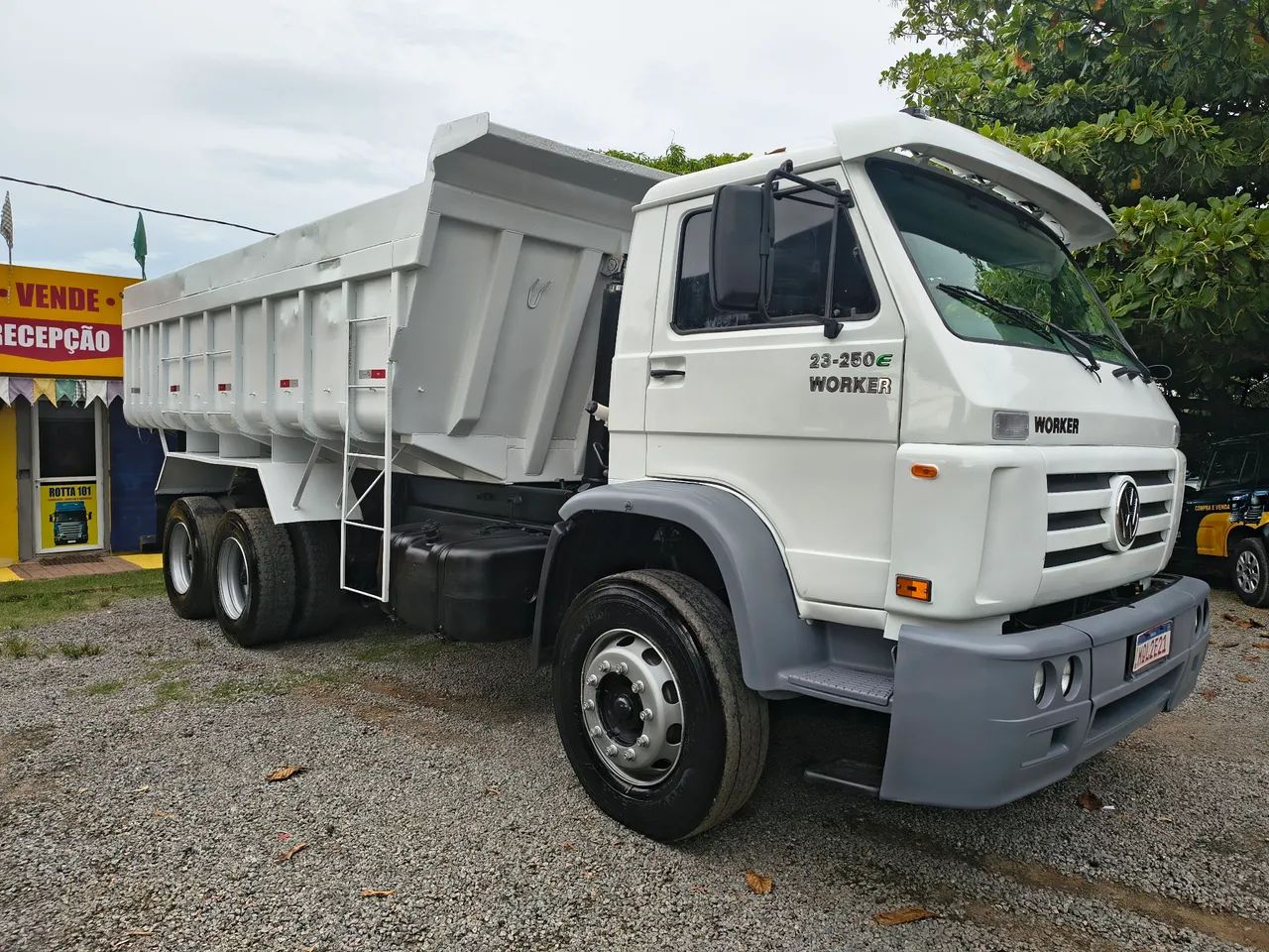 VW 23.250 Ano 2005 Caminhão extruturado  - Foto 7
