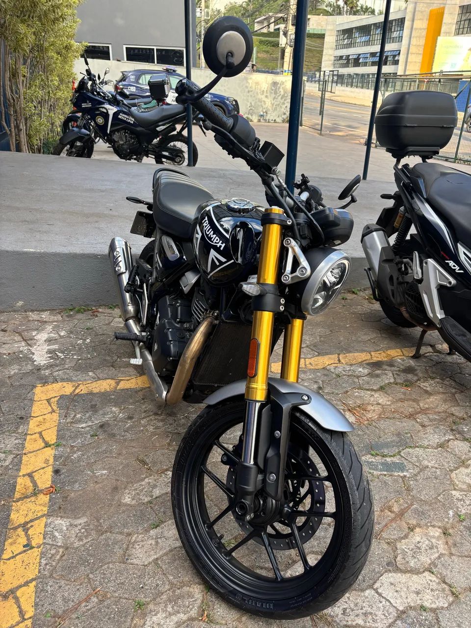 Triumph Speed 400 - Foto 3