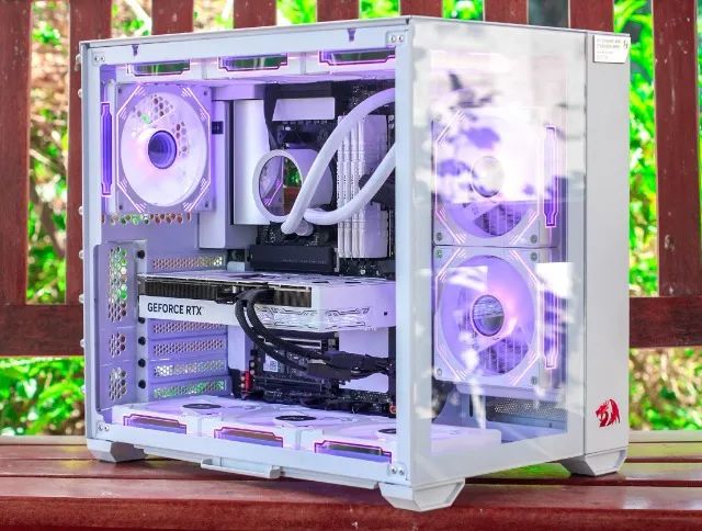 5800X - 32GB - RTX 5070 - Foto 2
