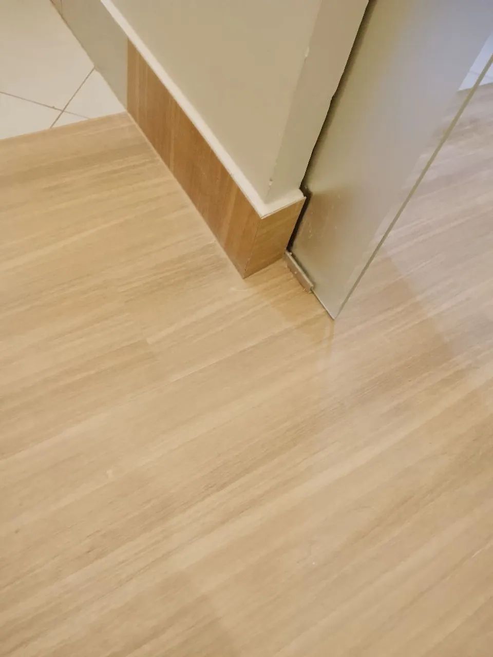Instalação de Piso Vinilico e Laminado - Foto 2