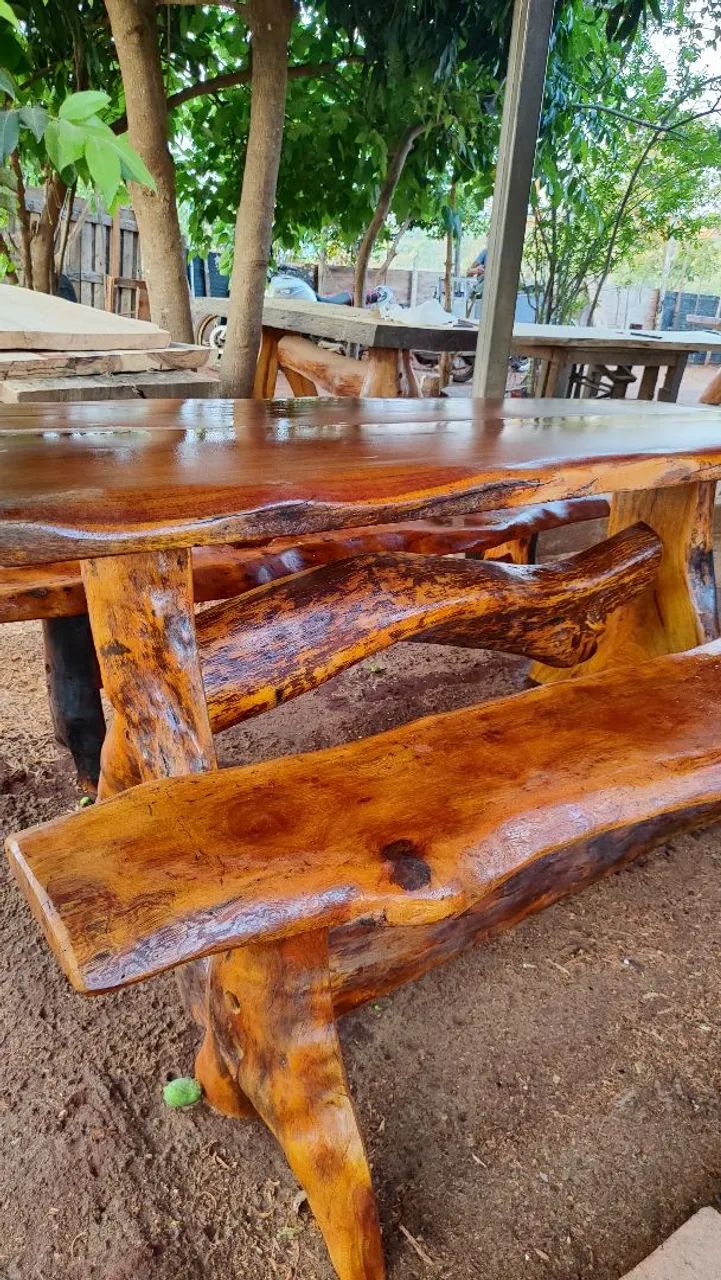 Mesa rustica 