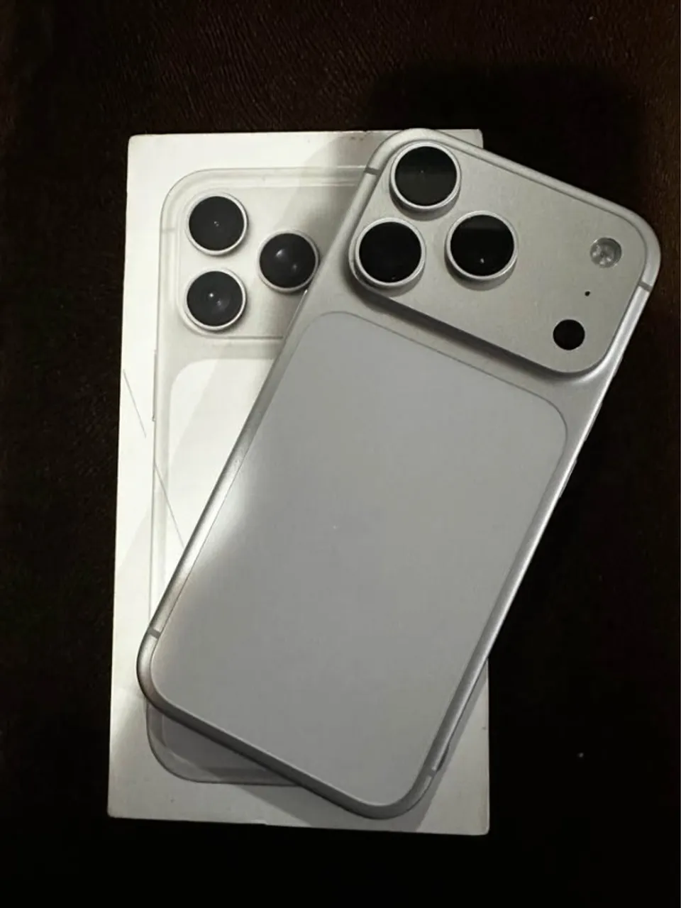 iPhone 17 Pro Silver 256GB lacrado - Celulares e Smartphones