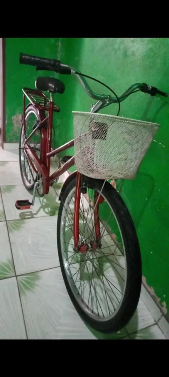 Vendo ou troco bicicleta aro 26 normal , está em perfeito estado Troco com uma aro 24 