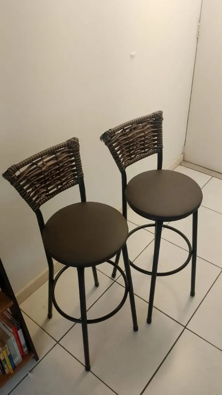 Conjunto de banquetas - Foto 2