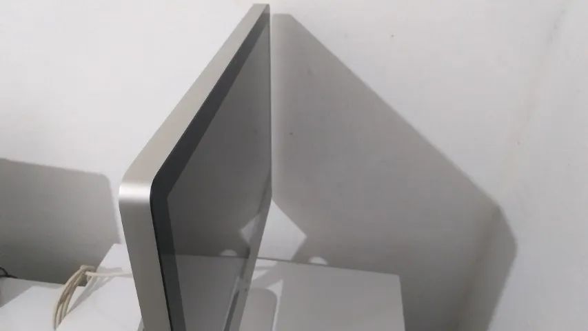Imac 21" 2011 - Intel Core i3 - High Sierra - Foto 4