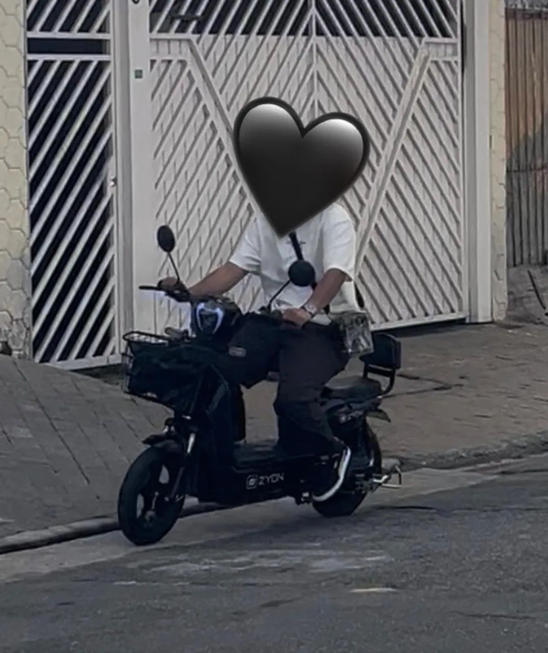Scooter elétrica 