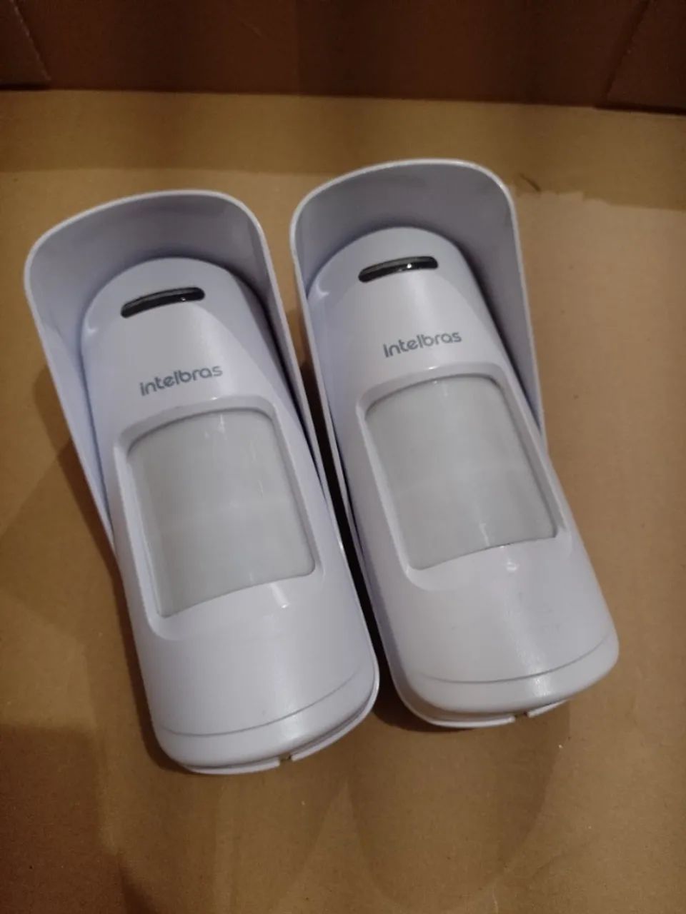 Sensor De Presença Externo Intelbras Sem Fio Ivp 8000 Ex - 2 peças
