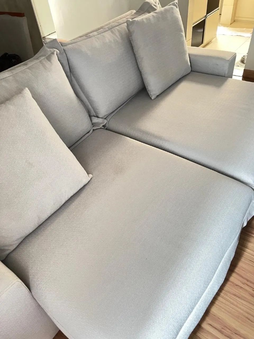 Sofá retrátil em linho - Foto 4