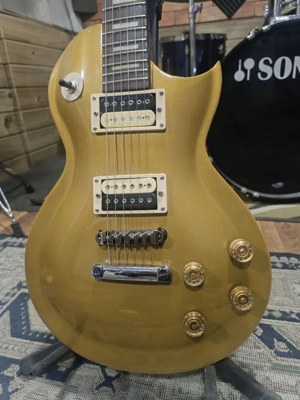 Walczak Lespaul Goldtop com Case e Upgrades  - Foto 3