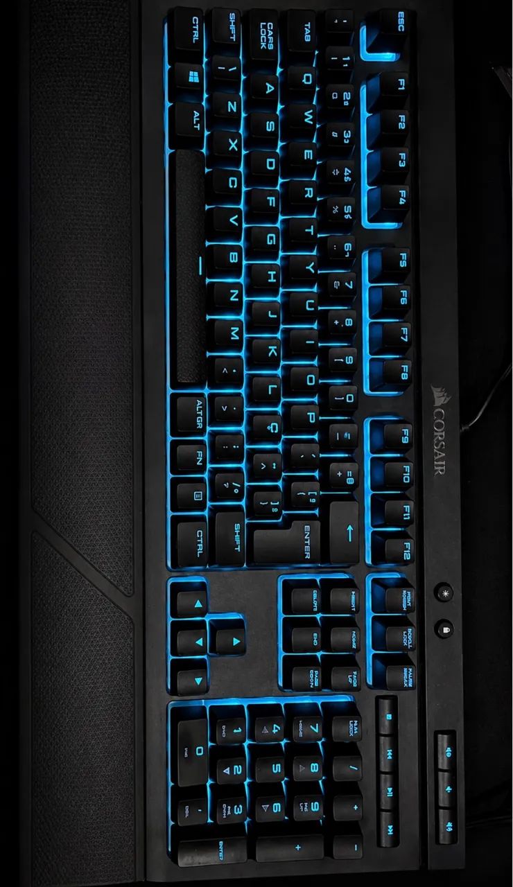 Teclado Mecânico Corsair K68 - Foto 3