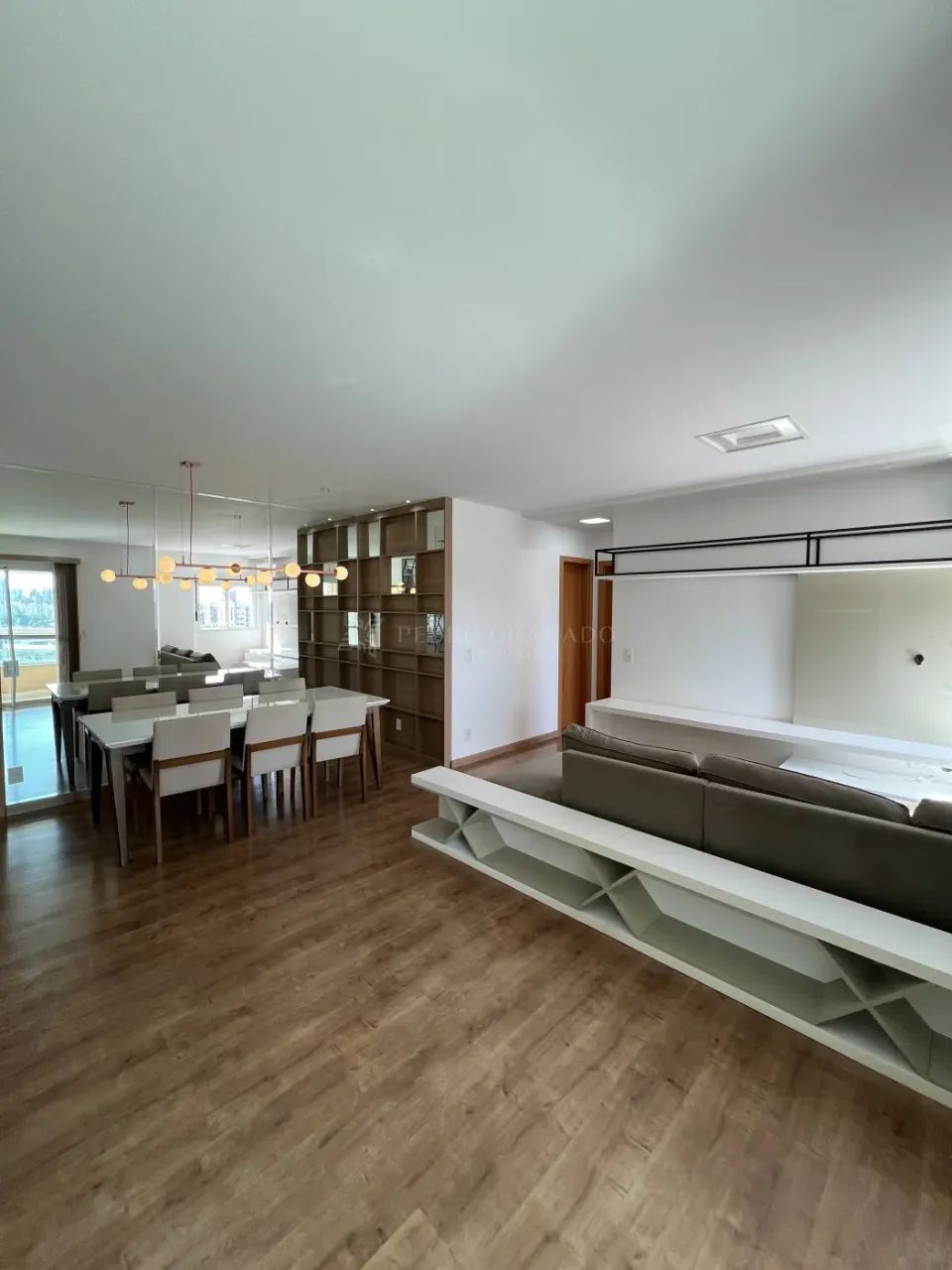 Apartamento mobiliado 02 Dormitórios - Zona 08 - Foto 3