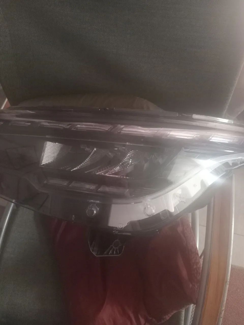 Farol esquerdo argo  2026, ful led, R$ 2.150
