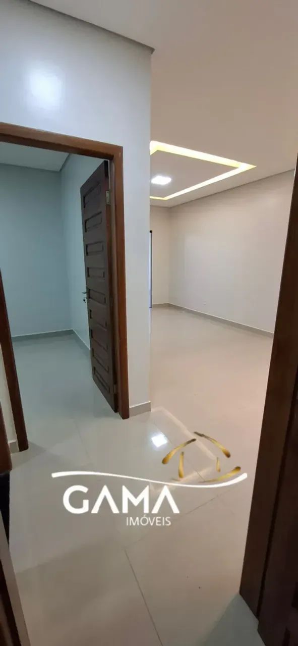 Belíssima Casa 3 Quartos Pronta pra morar - Foto 2